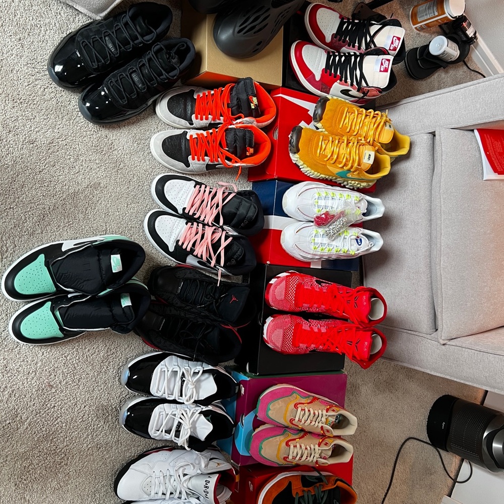 SNEAKER SALE!